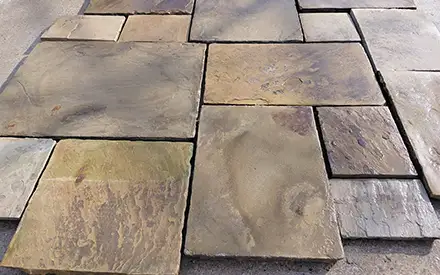 Rustic Cottage Grade Reclaimed Yorkstone