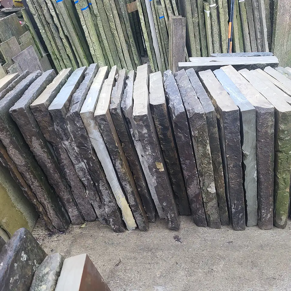 Coursed Reclaimed Yorkstone Paving 6 - Yorkstone Dealer Coursed Reclaimed Yorkstone Paving 6